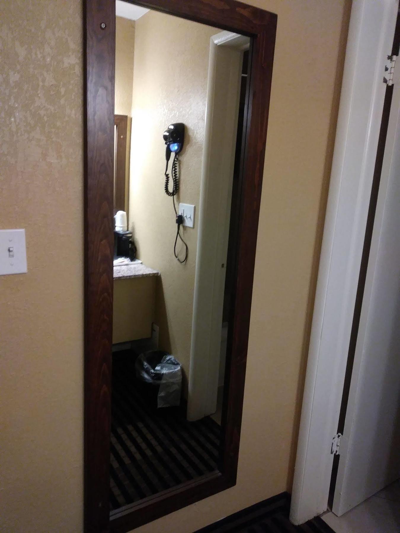 Days Inn Spokane Bagian luar foto